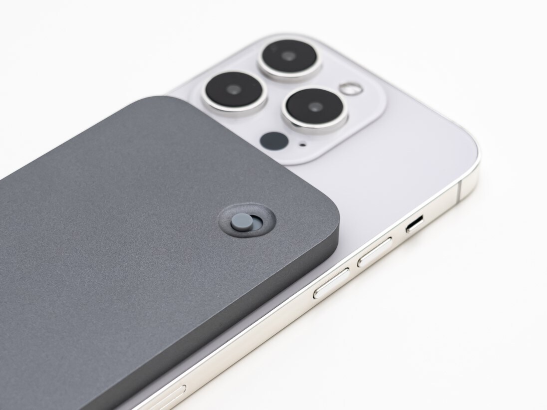 スマホにつけるだけの通話録音デバイス「magmo(マグモ スマホにつけるだけの通話録音デバイス「magmo(マグモ