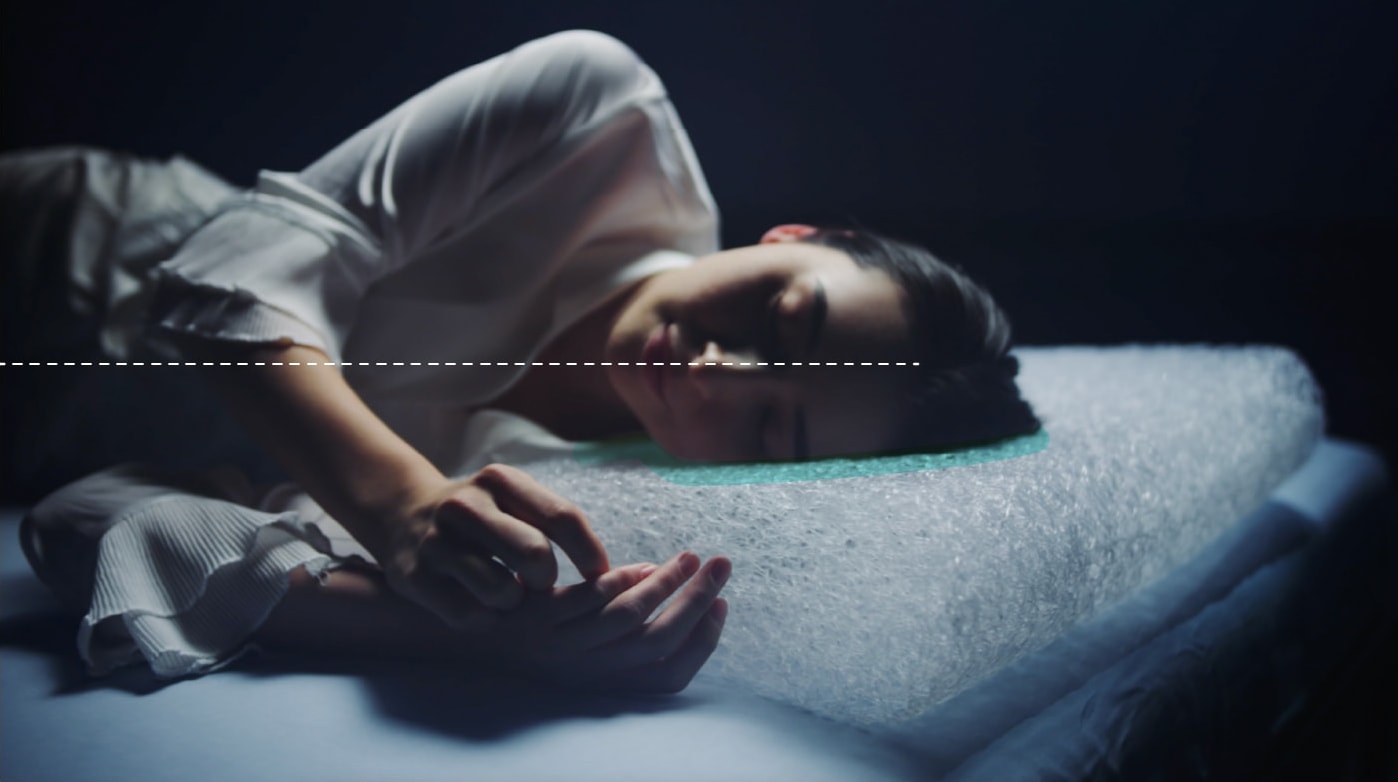 どんな寝姿勢も支え、寝返りもサポート