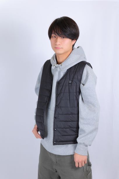 シンプルデザインなので男女共に着用可！