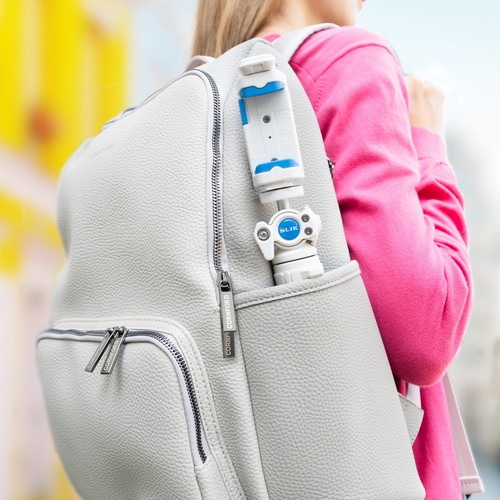 ポケットに入るスリムなデザイン