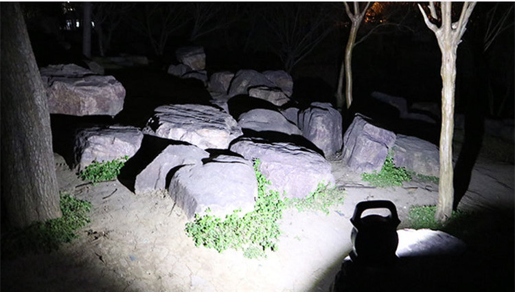 驚異の明るさ！