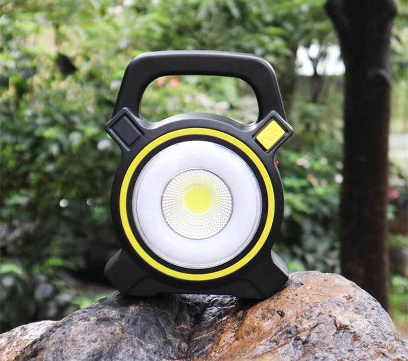 置いても、吊るしても使える！