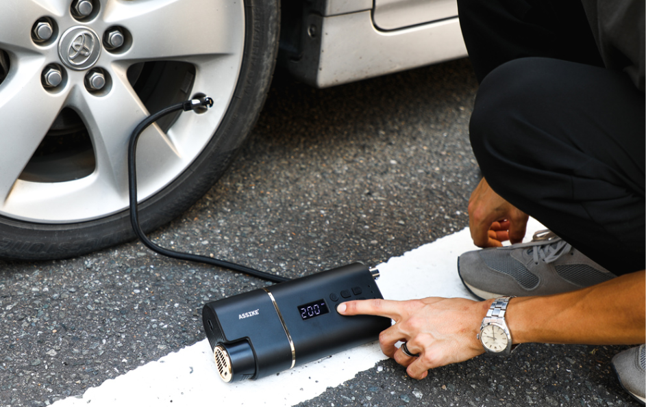 コードレス 電動空気入れ｜ソースネクスト