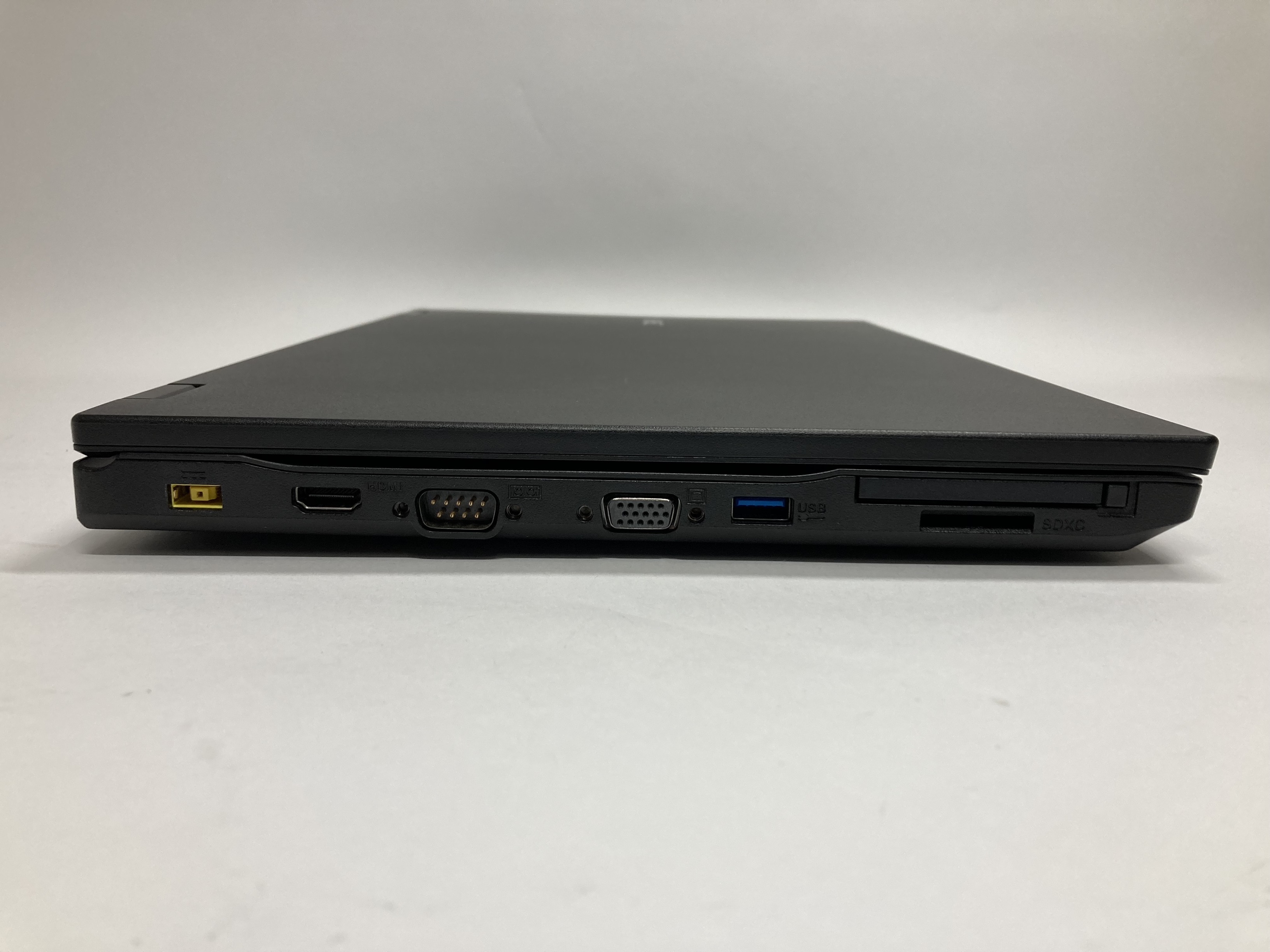 NEC VersaPro 15.6型ノートPC（Core i5/｜ソースネクスト