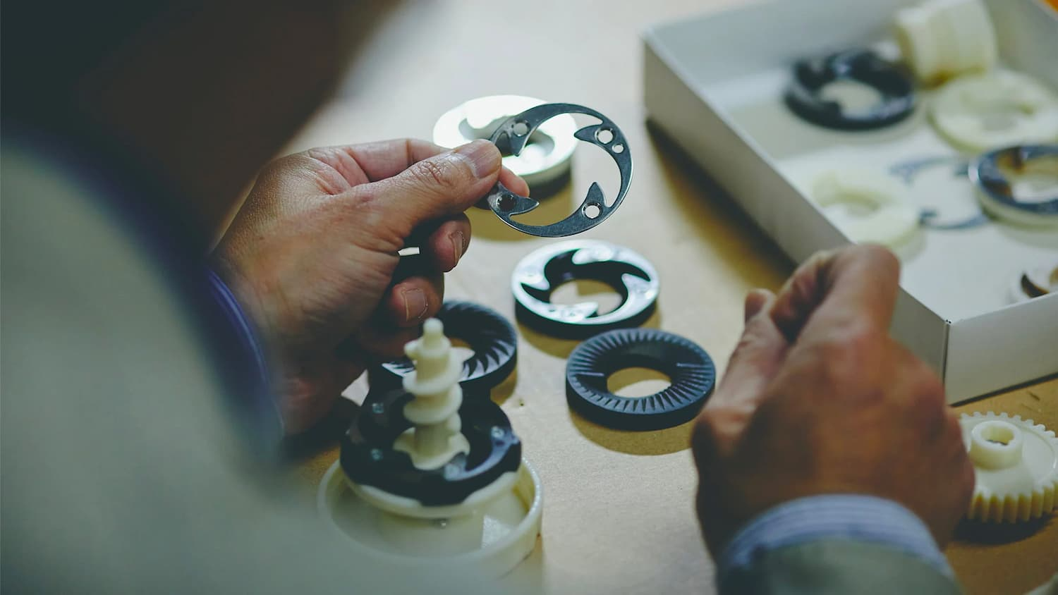 コーヒー豆を均一な粒度で挽く ステンレスミル刃