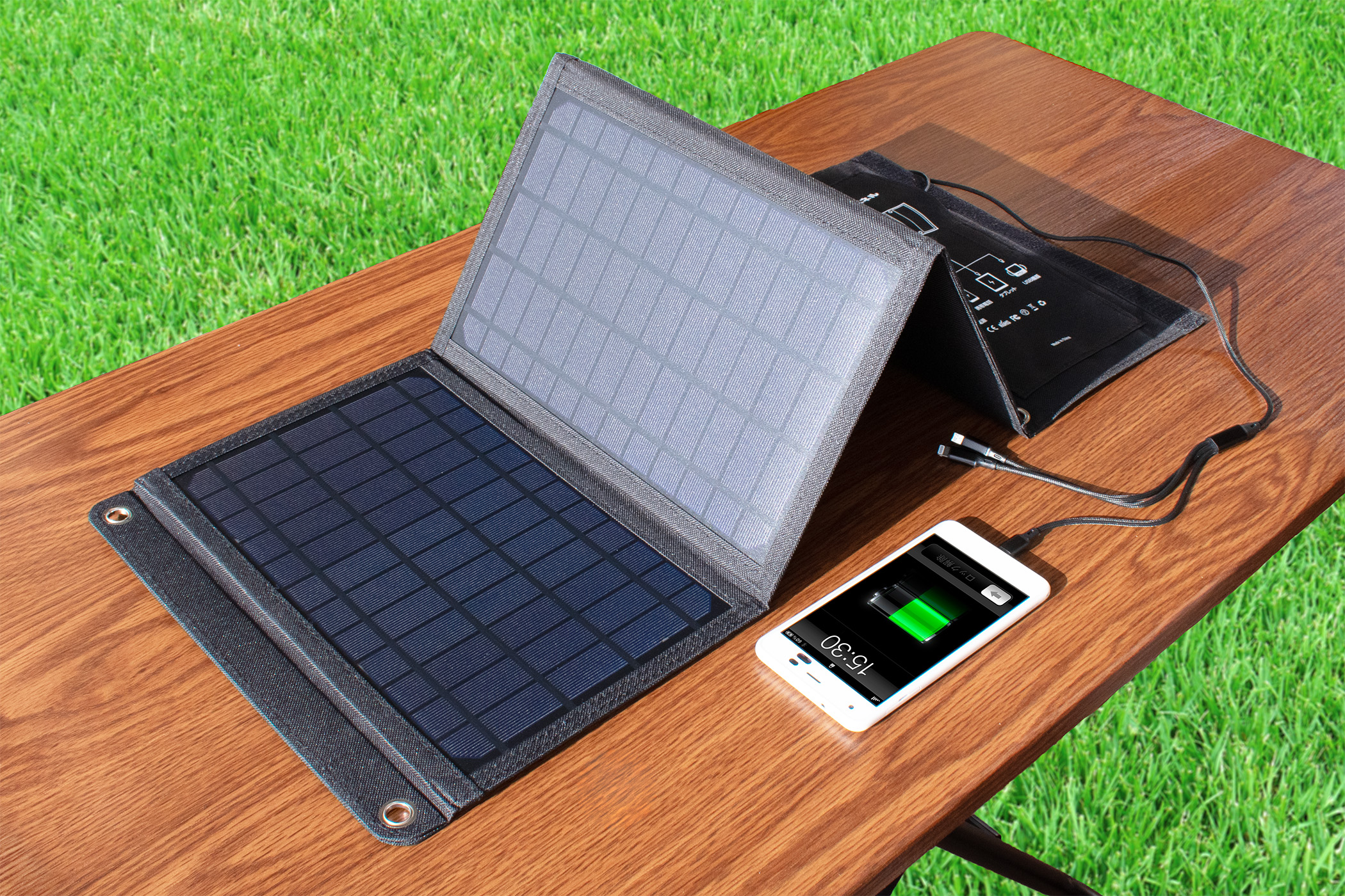 スマートフォン／モバイルバッテリーの充電