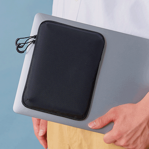 貼り付けたままスムーズに持ち運べる