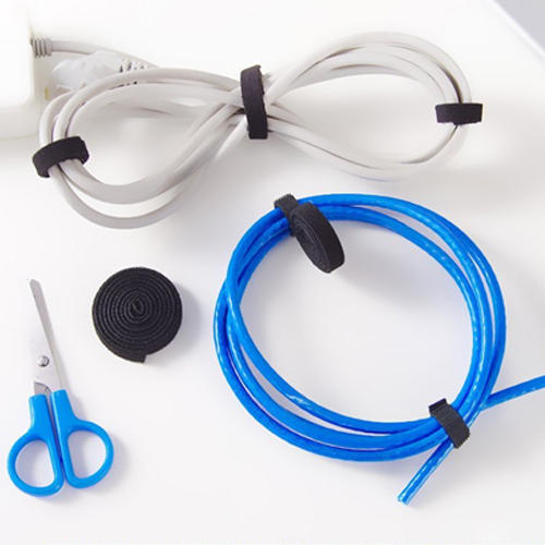 配線などをまとめてスッキリ