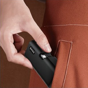 超ミニサイズで持ち運びに便利な回転式コネクター