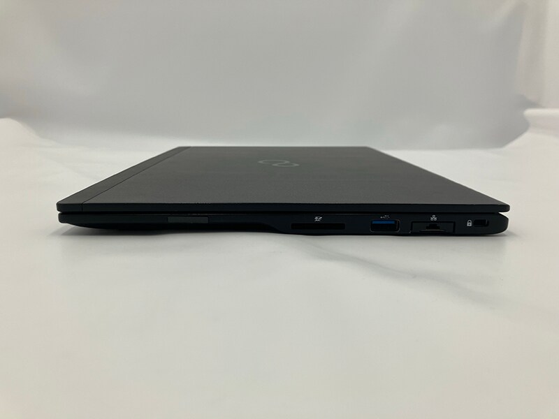 全機能動作確認済み！富士通13.3薄型ノートPC SSD搭載サクサク 持ち運び◎ 全機能動作確認済み！富士通13.3薄型ノートPC SSD搭載サクサク