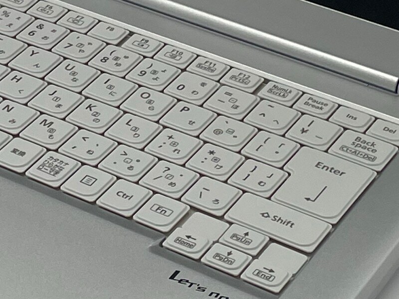 ハイブリッドな環境を快適にするこだわりが詰まった1台