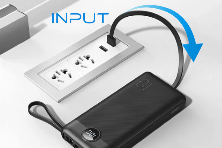 4ケーブル内蔵モバイルバッテリー（10000mAh）｜ソースネクスト