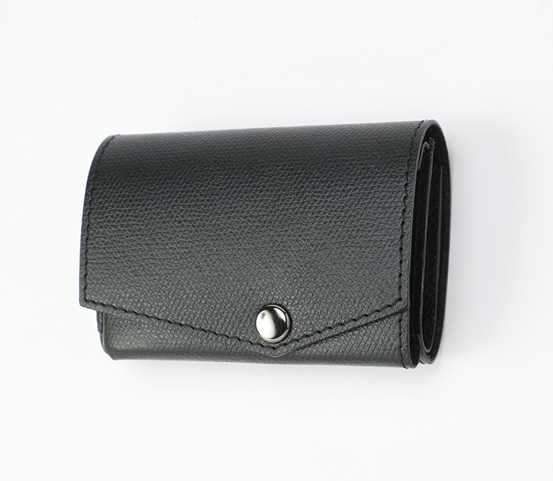 スマートタグも入る小さい財布 abrAsus｜ソースネクスト