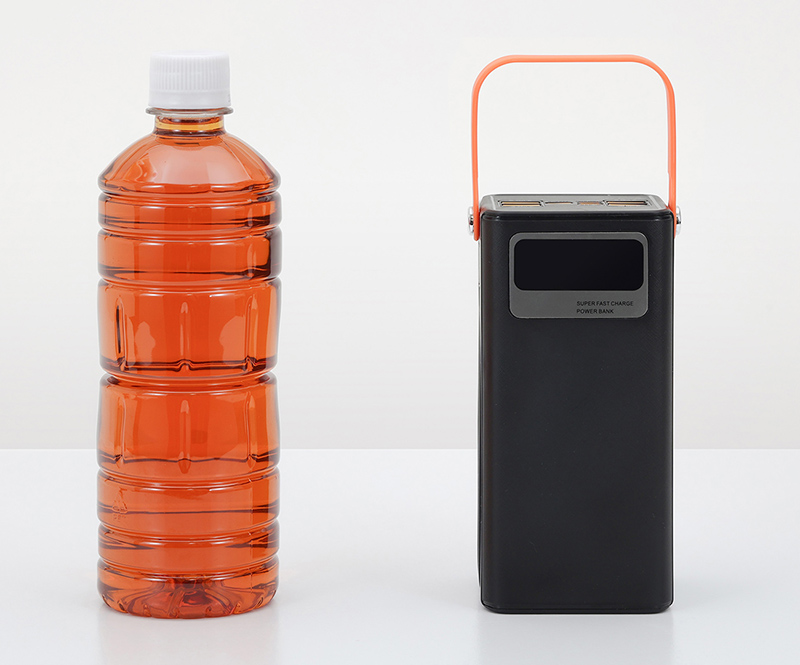 1,000gの軽量設計