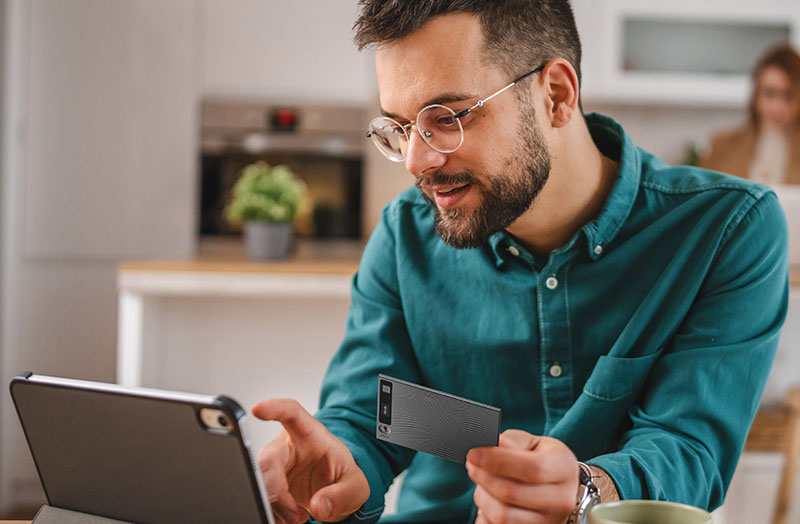 コンパクトで洗練されたデザイン