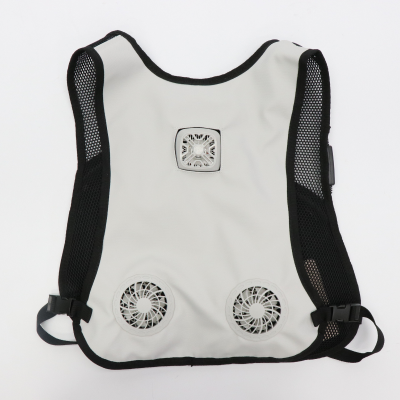 冷却プレート空調ベスト｜ソースネクスト