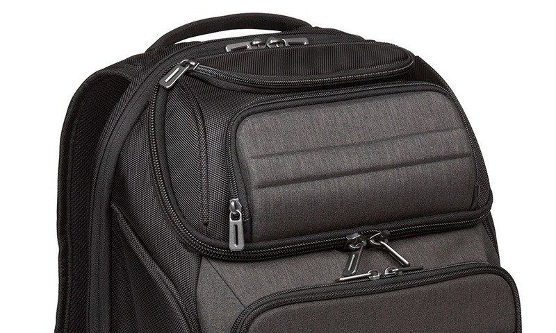 さまざまなサイズのハードウェアを安全に収納