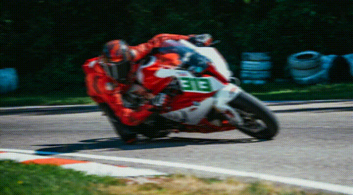 ピンぼけ・手ぶれ補正